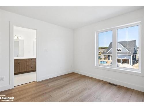 131 White Oak Crescent, The Blue Mountains, ON - Indoor Photo Showing Other Room