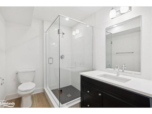 131 White Oak Crescent, The Blue Mountains, ON - Indoor Photo Showing Bathroom