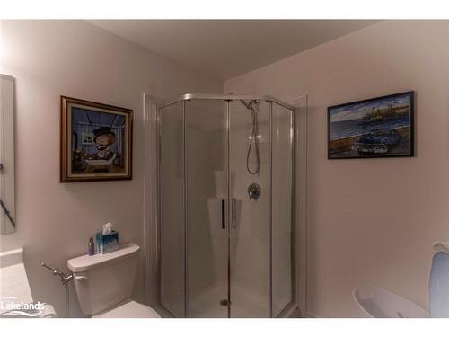 131 Stonebrook Way, Markdale, ON - Indoor Photo Showing Bathroom