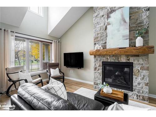 19 Lynden Street, Collingwood, ON - Indoor Photo Showing Living Room With Fireplace