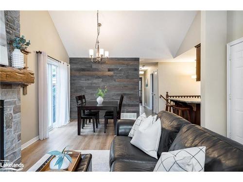 19 Lynden Street, Collingwood, ON - Indoor Photo Showing Living Room With Fireplace