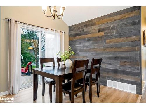 19 Lynden Street, Collingwood, ON - Indoor Photo Showing Dining Room