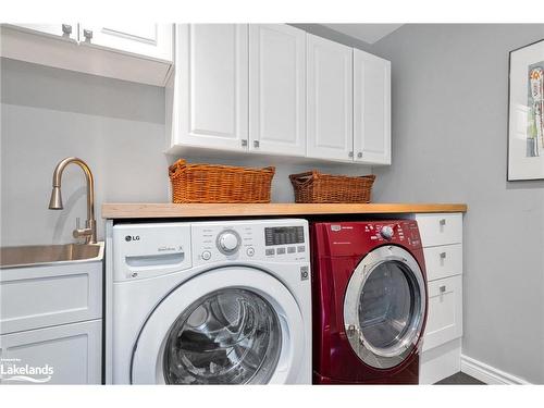 11 Woodview Drive, Clearview, ON - Indoor Photo Showing Laundry Room