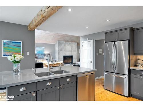 11 Woodview Drive, Clearview, ON - Indoor Photo Showing Kitchen With Double Sink