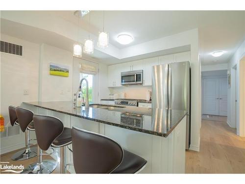 108-6 Brandy Lane Drive, Collingwood, ON - Indoor Photo Showing Kitchen