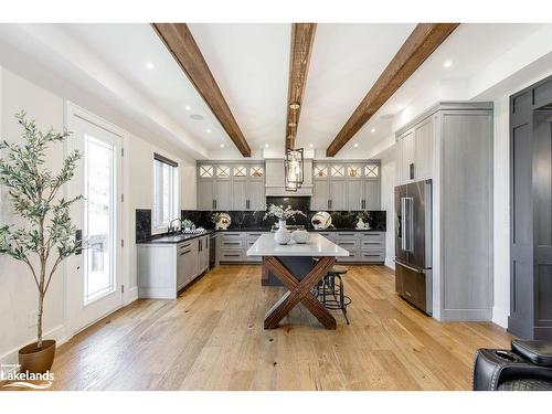 22 East John Street, Cookstown, ON - Indoor Photo Showing Kitchen