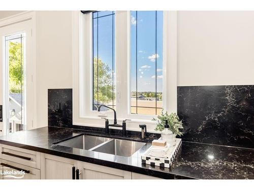 22 East John Street, Cookstown, ON - Indoor Photo Showing Kitchen With Double Sink