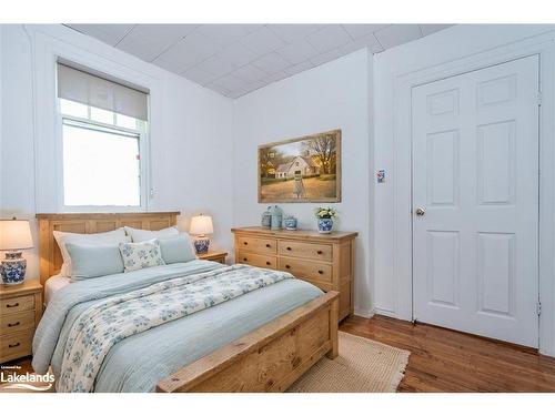 280 Hugel Avenue, Midland, ON - Indoor Photo Showing Bedroom