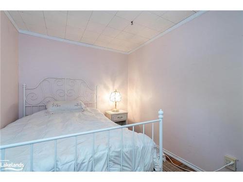 280 Hugel Avenue, Midland, ON - Indoor Photo Showing Bedroom