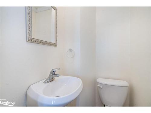 280 Hugel Avenue, Midland, ON - Indoor Photo Showing Bathroom