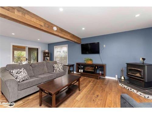 33 Humphrey Drive, Seguin, ON - Indoor Photo Showing Living Room With Fireplace