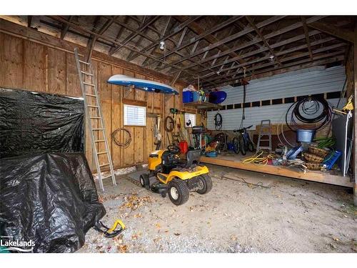 33 Humphrey Drive, Seguin, ON - Indoor Photo Showing Garage