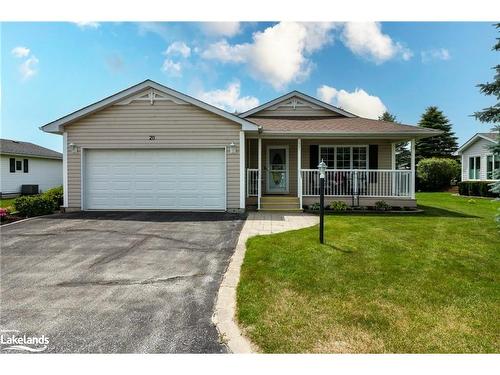 26 Pennsylvania Avenue, Wasaga Beach, ON - Outdoor With Deck Patio Veranda With Facade