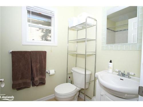 1354 Tiny Beaches Road N, Tiny Twp, ON - Indoor Photo Showing Bathroom