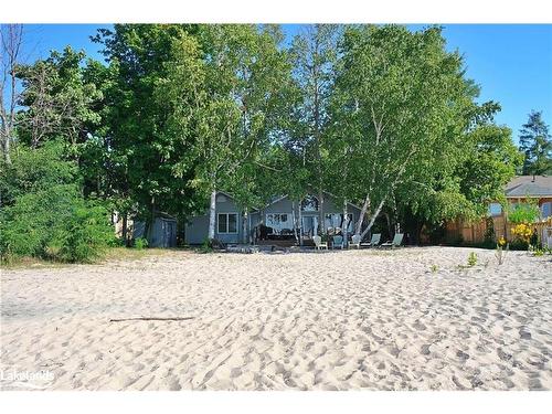 1354 Tiny Beaches Road N, Tiny Twp, ON - Outdoor