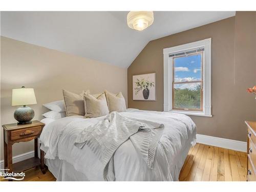 190 Old Lakeshore Road Road, The Blue Mountains, ON - Indoor Photo Showing Bedroom