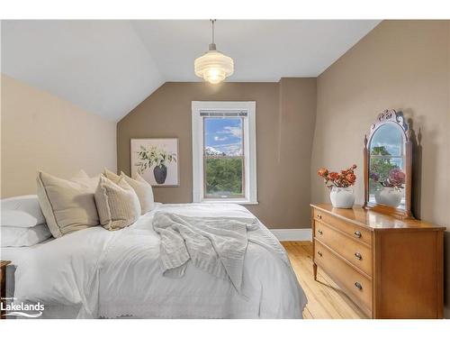 190 Old Lakeshore Road Road, The Blue Mountains, ON - Indoor Photo Showing Bedroom