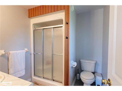 136 Maple Lane, The Blue Mountains, ON - Indoor Photo Showing Bathroom