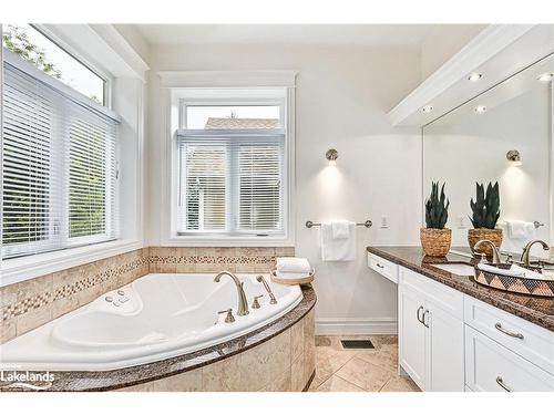 112 Cortina Crescent, The Blue Mountains, ON - Indoor Photo Showing Bathroom