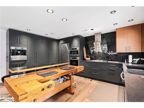 23 Forest Drive, Collingwood, ON - Indoor Photo Showing Kitchen