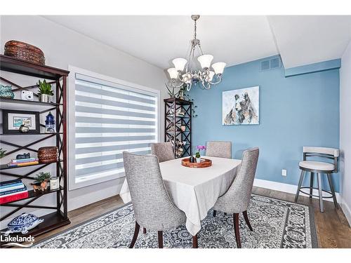 104 Red Pine Street, The Blue Mountains, ON - Indoor Photo Showing Dining Room