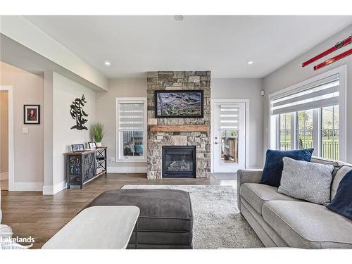 104 Red Pine Street, The Blue Mountains, ON - Indoor Photo Showing Living Room With Fireplace