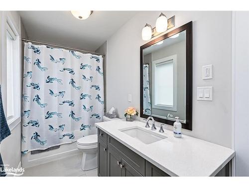 104 Red Pine Street, The Blue Mountains, ON - Indoor Photo Showing Bathroom