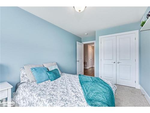 104 Red Pine Street, The Blue Mountains, ON - Indoor Photo Showing Bedroom