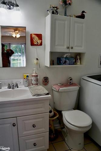 102-696 King Street, Midland, ON - Indoor Photo Showing Bathroom