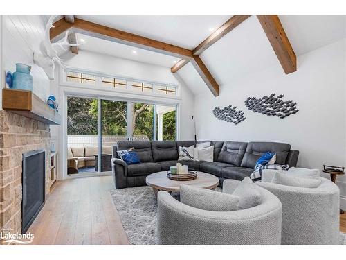 53 Niagara Street, Collingwood, ON - Indoor Photo Showing Living Room With Fireplace