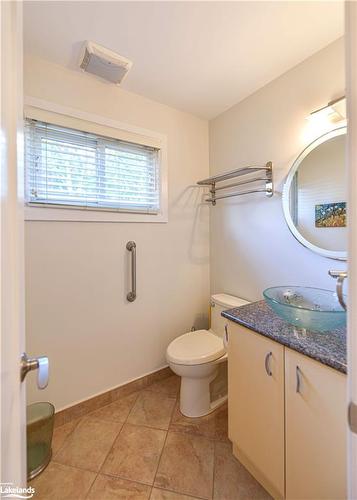 365 Macisaac Drive, Orillia, ON - Indoor Photo Showing Bathroom