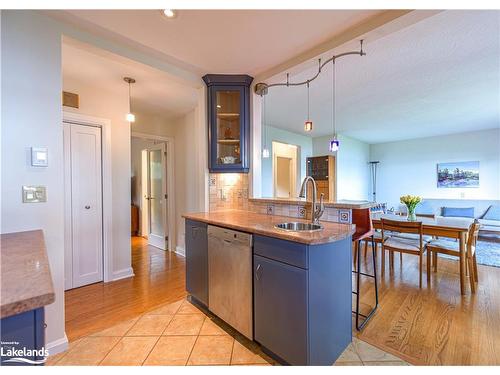 365 Macisaac Drive, Orillia, ON - Indoor Photo Showing Kitchen