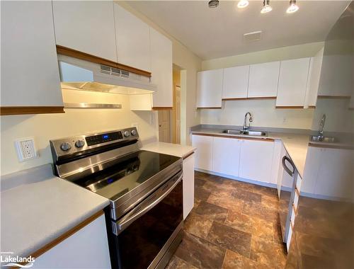 49 Pinecone Drive, Bracebridge, ON - Indoor Photo Showing Kitchen With Stainless Steel Kitchen With Double Sink