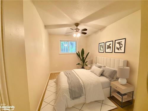 49 Pinecone Drive, Bracebridge, ON - Indoor Photo Showing Bedroom