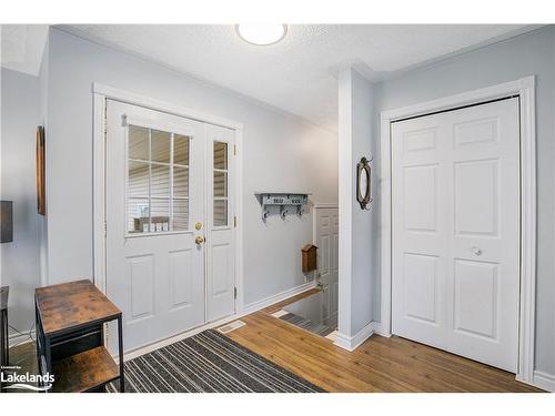 22 Laurier Boulevard, Tiny, ON - Indoor Photo Showing Other Room