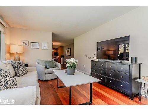 51 Mary Lake Crescent, Port Sydney, ON - Indoor Photo Showing Living Room