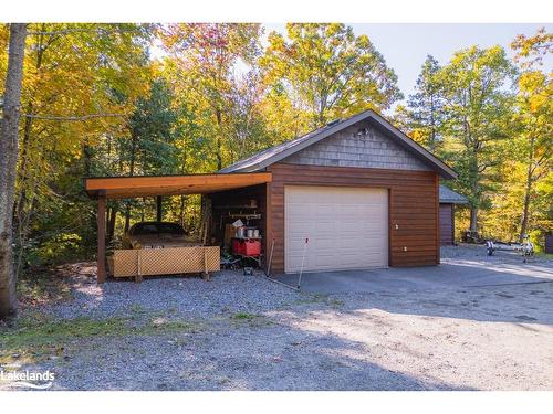 1143 Leonard Lake Rd 1, Muskoka Lakes, ON - Outdoor