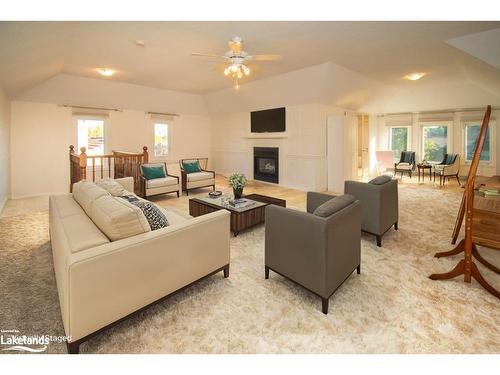 14 Marsh Harbour, Aurora, ON - Indoor Photo Showing Living Room With Fireplace