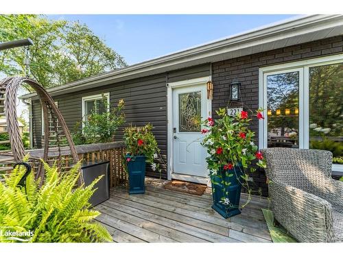 221 Dill Street, Bracebridge, ON - Outdoor With Deck Patio Veranda