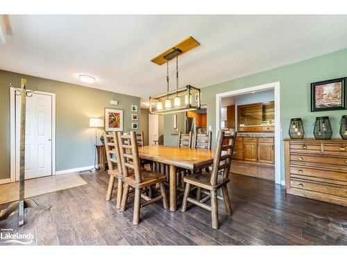 221 Dill Street, Bracebridge, ON - Indoor Photo Showing Dining Room