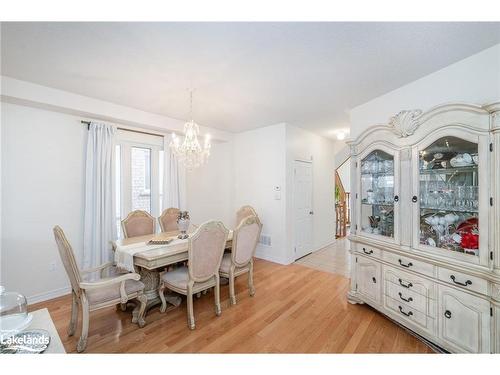 26 Homerton Avenue, Richmond Hill, ON - Indoor Photo Showing Dining Room