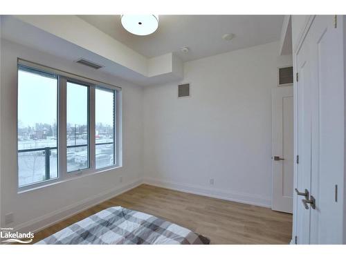 223-1 Hume Street, Collingwood, ON - Indoor Photo Showing Bedroom