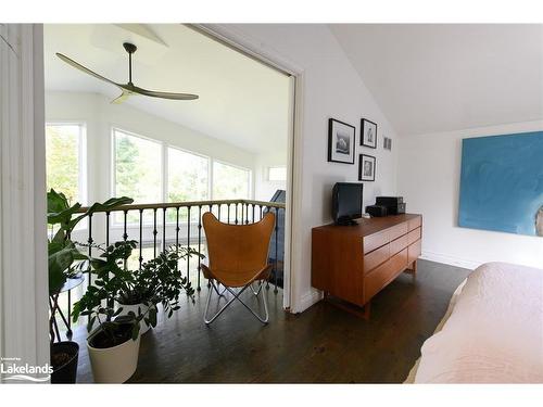 3 Simcoe Street, Wasaga Beach, ON - Indoor Photo Showing Bedroom