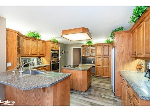 4060 10Th Side Road, Bradford, ON - Indoor Photo Showing Kitchen