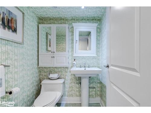 106-80 Quebec Avenue, Toronto, ON - Indoor Photo Showing Bathroom