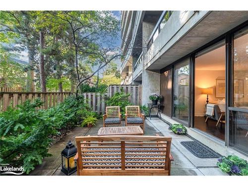 106-80 Quebec Avenue, Toronto, ON - Outdoor