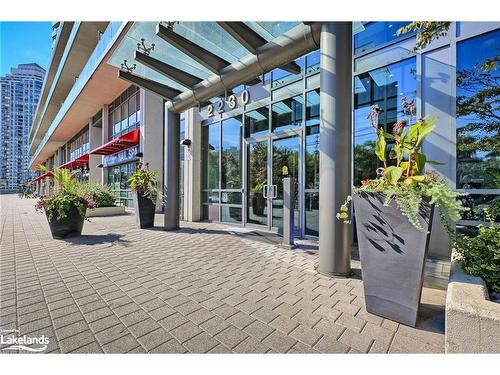 Lph5-2230 Lake Shore Boulevard W, Toronto, ON - Outdoor