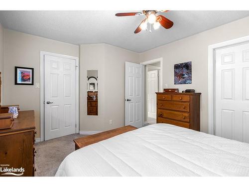 101 Market Street, Collingwood, ON - Indoor Photo Showing Bedroom