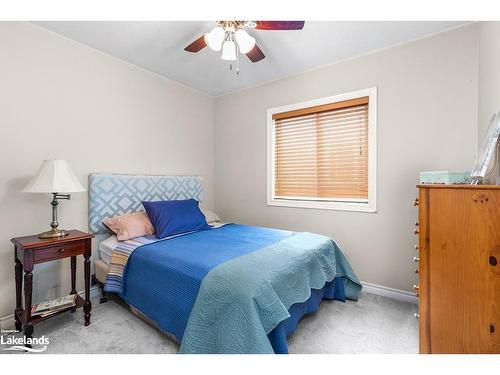 101 Market Street, Collingwood, ON - Indoor Photo Showing Bedroom