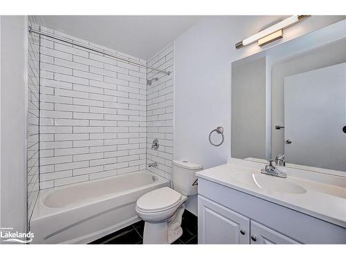 A-532 Sunnydale Place, Waterloo, ON - Indoor Photo Showing Bathroom